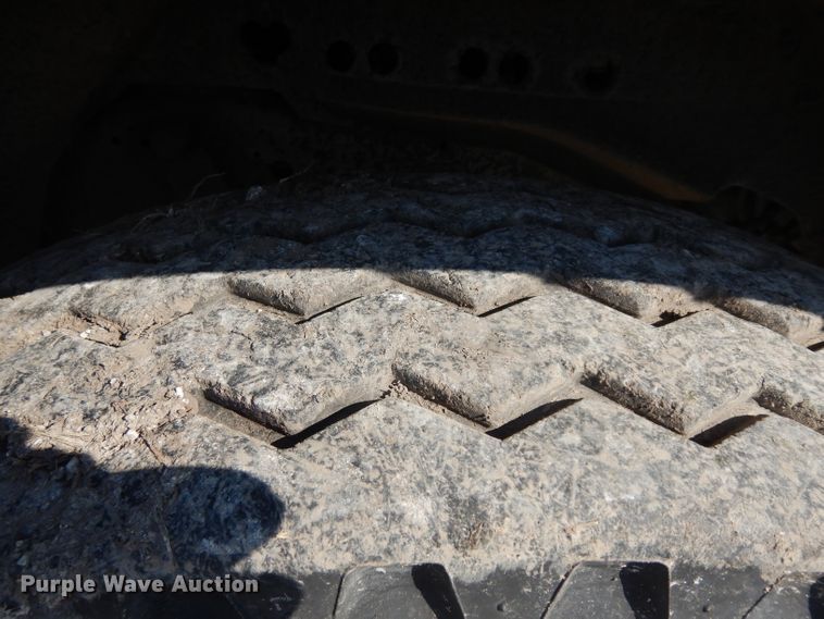 image for item GY9003 1987 GMC 7000 dump truck