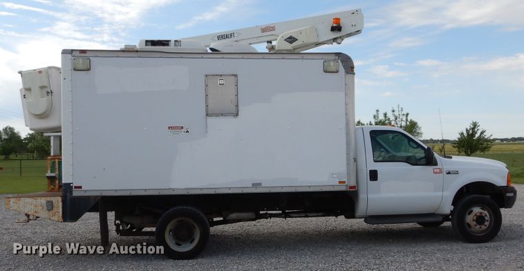 image for item HA9140 2001 Ford F550 XL  fiber optic splicing truck