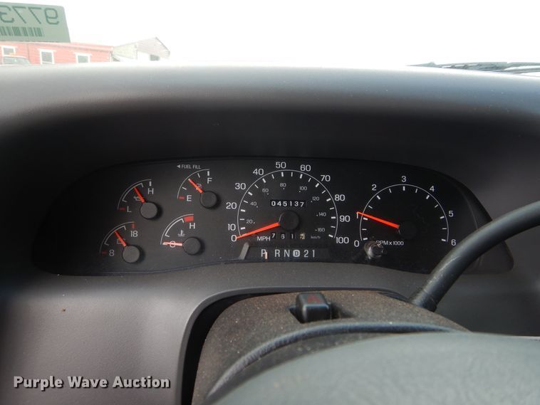 image for item HA9140 2001 Ford F550 XL  fiber optic splicing truck