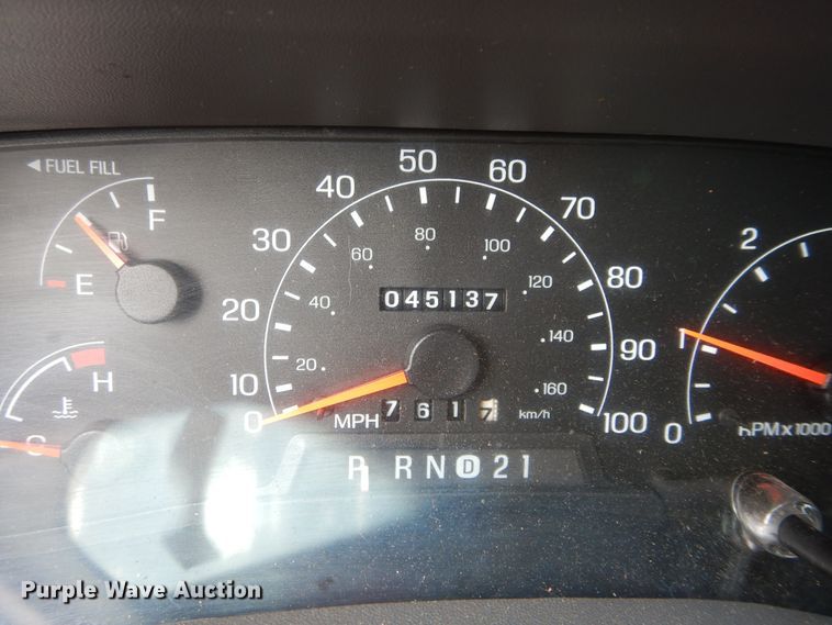 image for item HA9140 2001 Ford F550 XL  fiber optic splicing truck