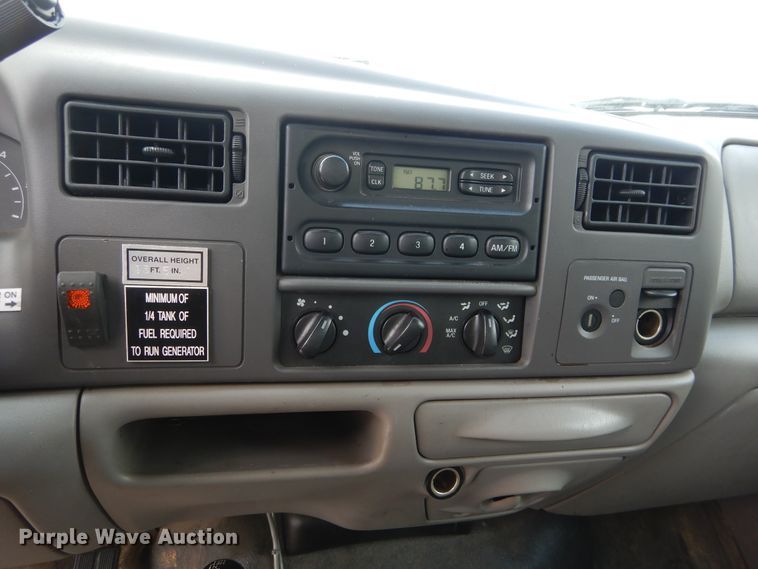 image for item HA9140 2001 Ford F550 XL  fiber optic splicing truck