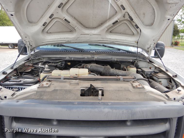 image for item HA9140 2001 Ford F550 XL  fiber optic splicing truck