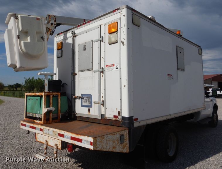 image for item HA9140 2001 Ford F550 XL  fiber optic splicing truck