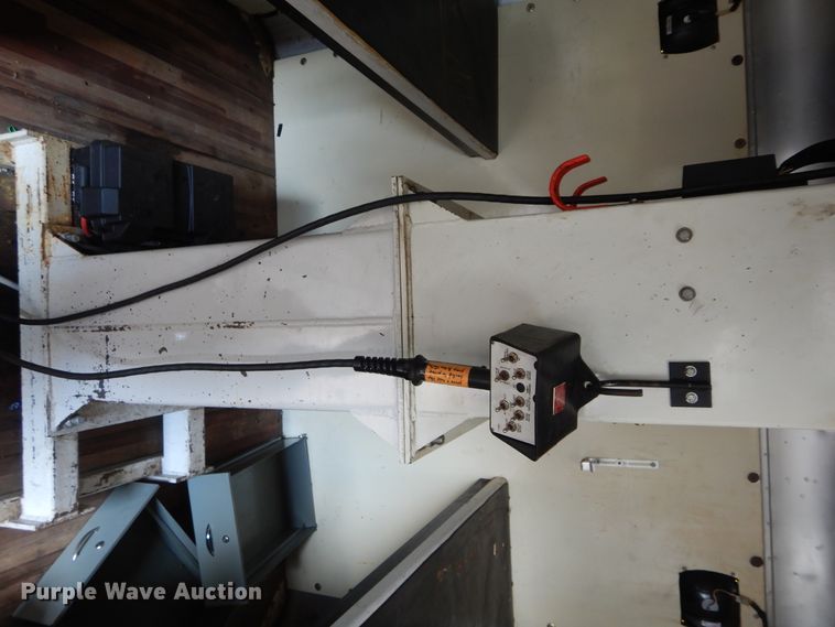 image for item HA9140 2001 Ford F550 XL  fiber optic splicing truck