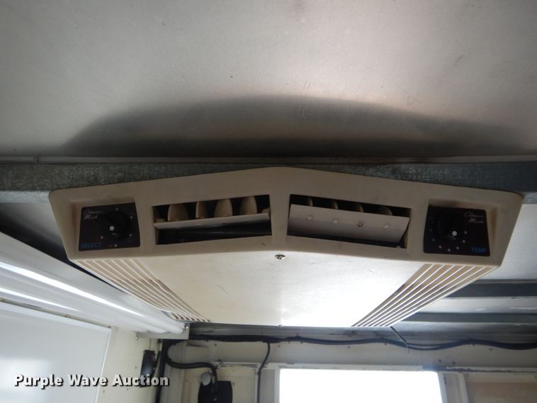 image for item HA9140 2001 Ford F550 XL  fiber optic splicing truck