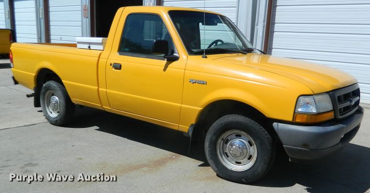 image for item DE4453 1998 Ford Ranger  pickup truck