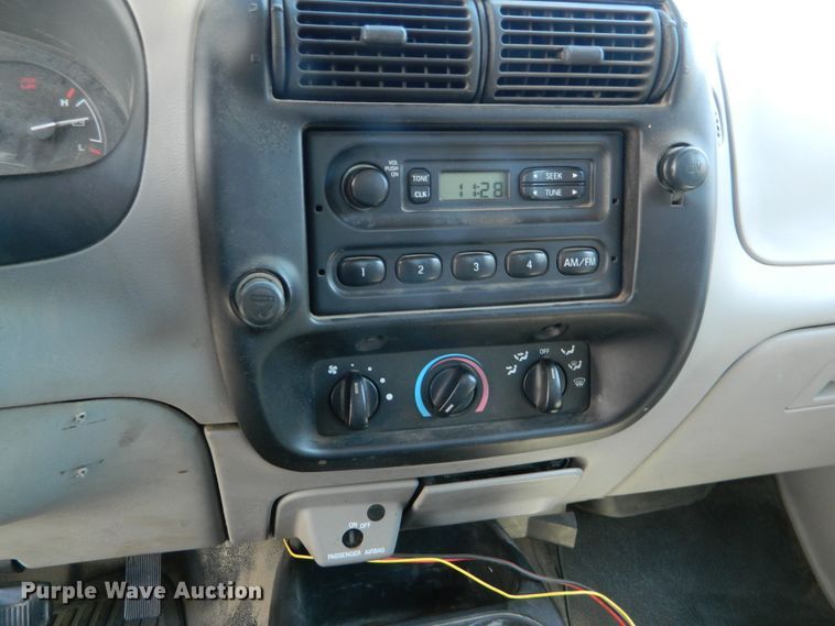 image for item DE4453 1998 Ford Ranger  pickup truck