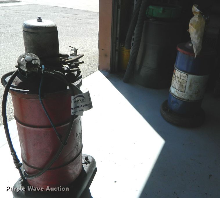 image for item DE4454 Pneumatic grease and oil system