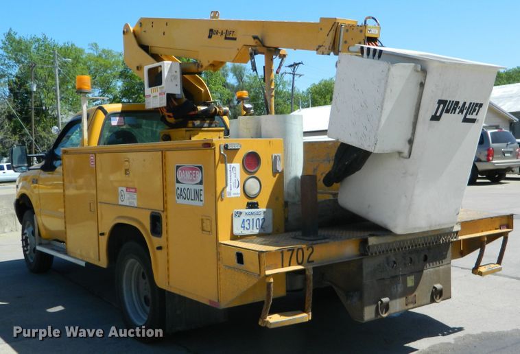 image for item DE4458 2000 Ford F450 Super Duty bucket truck