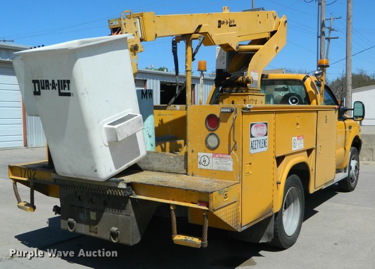 image for item DE4458 2000 Ford F450 Super Duty bucket truck