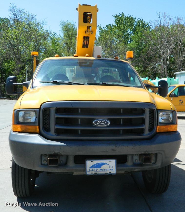 image for item DE4458 2000 Ford F450 Super Duty bucket truck