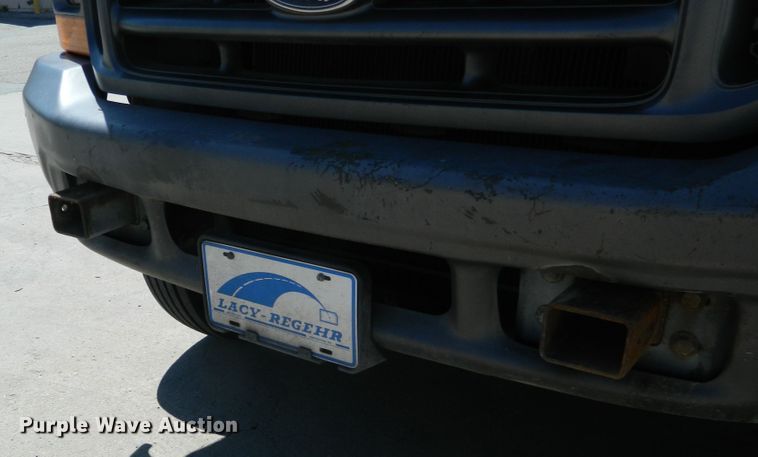 image for item DE4458 2000 Ford F450 Super Duty bucket truck