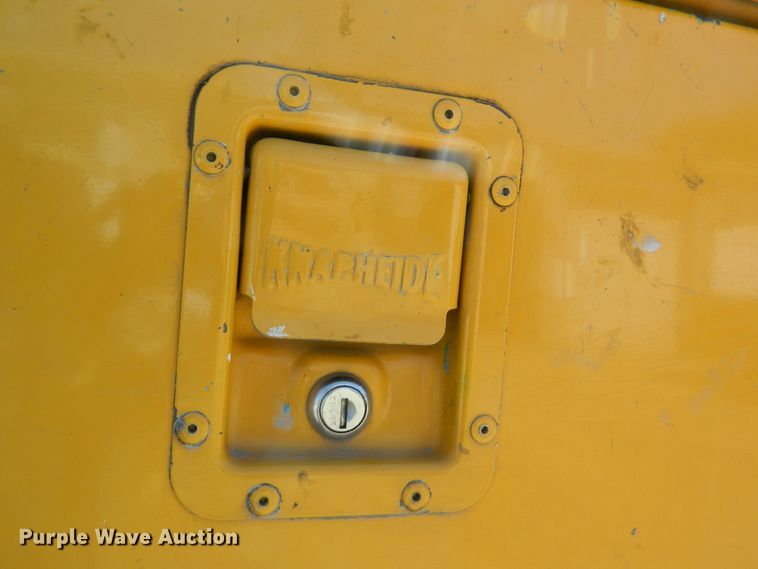 image for item DE4458 2000 Ford F450 Super Duty bucket truck