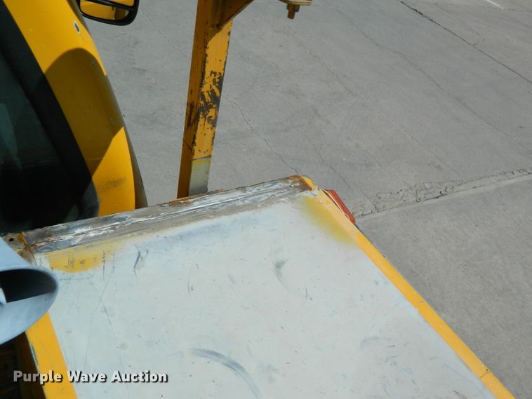 image for item DE4458 2000 Ford F450 Super Duty bucket truck