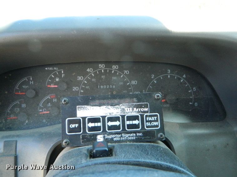 image for item DE4458 2000 Ford F450 Super Duty bucket truck