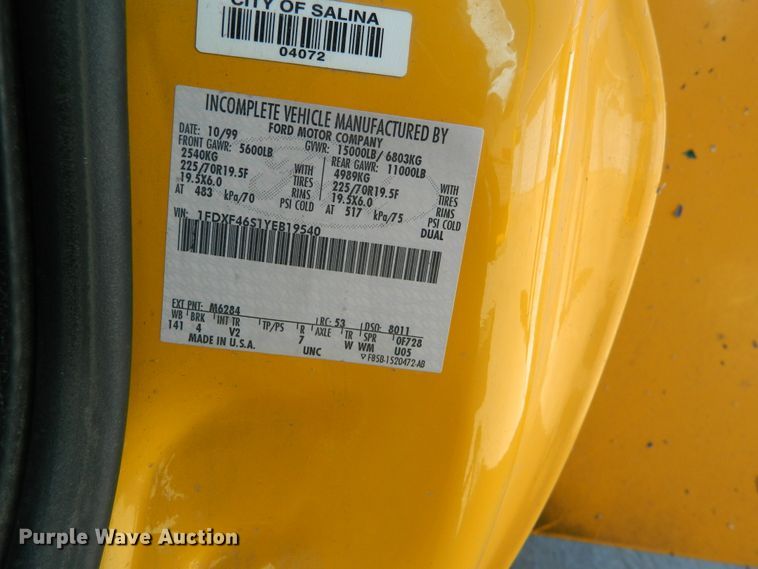 image for item DE4458 2000 Ford F450 Super Duty bucket truck