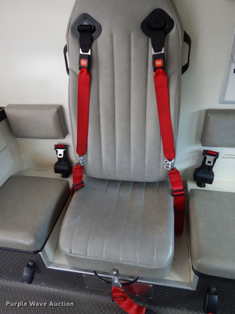 image for item DF4040 2009 Chevrolet C4500  ambulance