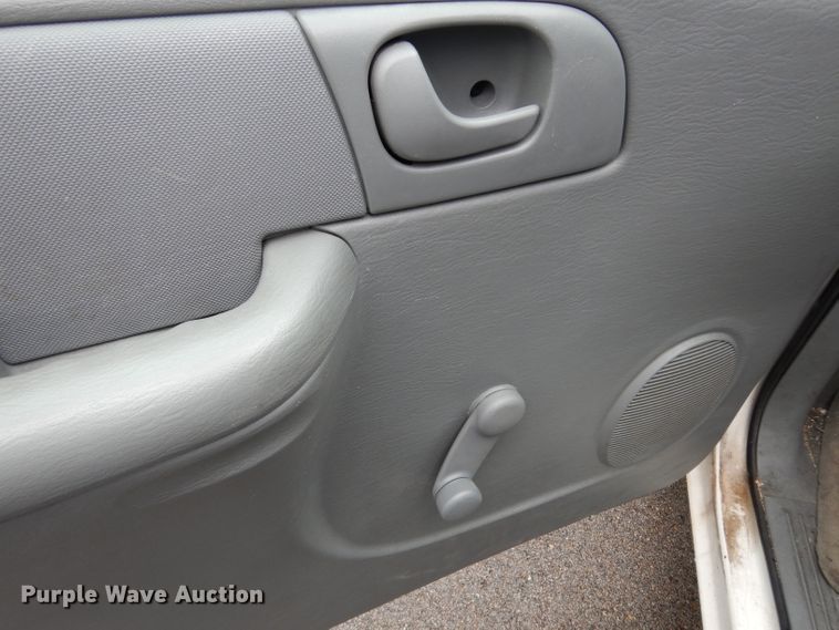 image for item DF4044 2007 Dodge Caravan  van