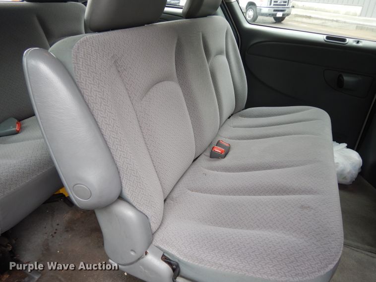 image for item DF4044 2007 Dodge Caravan  van