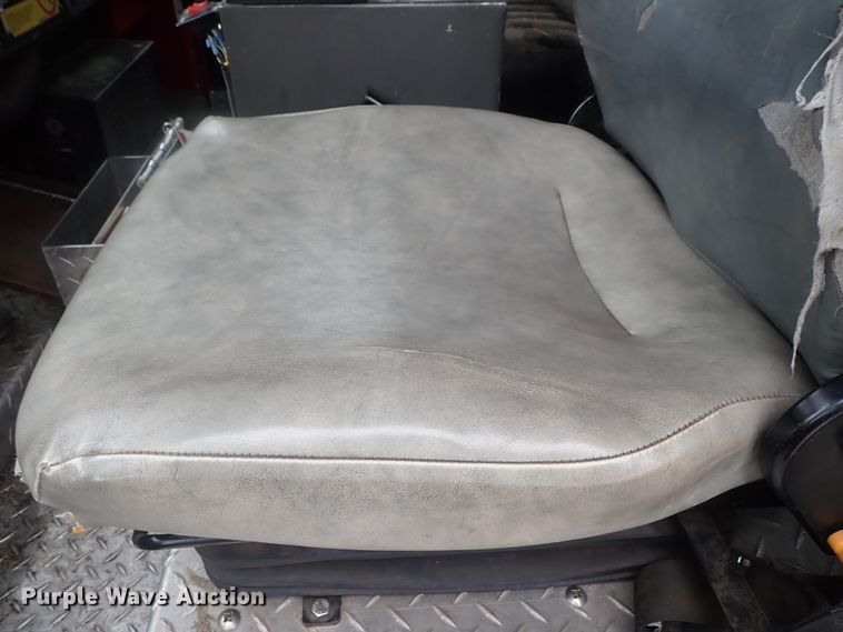 image for item DG2172 1985 Federal Motors  pumper fire truck