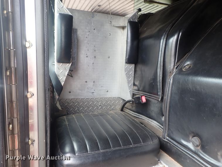 image for item DG2172 1985 Federal Motors  pumper fire truck