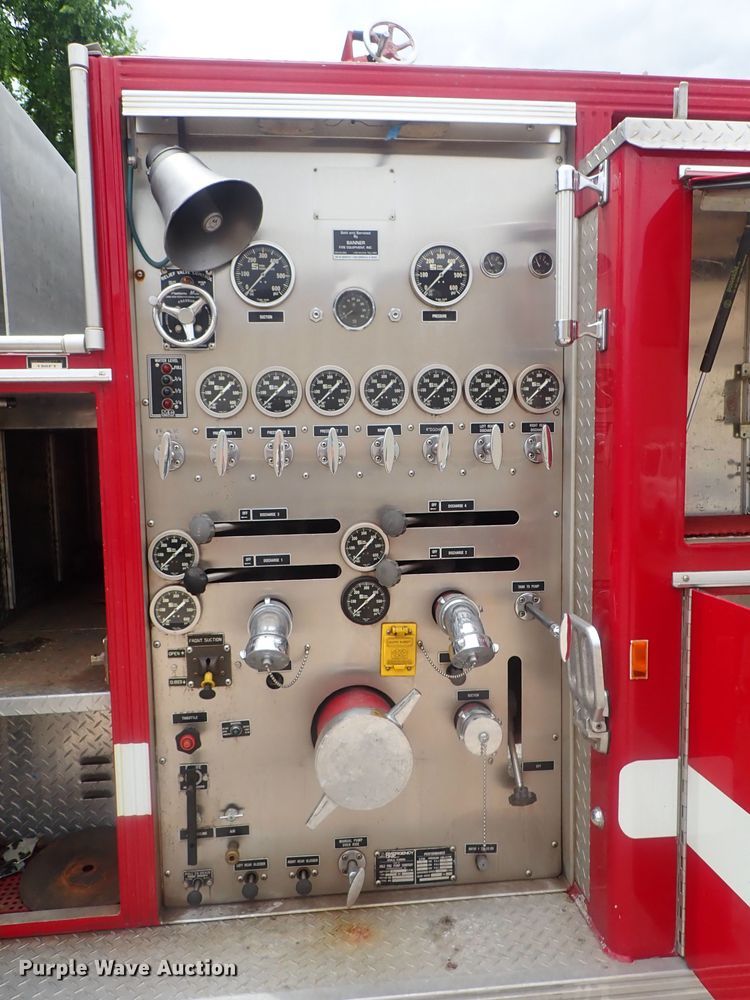 image for item DG2172 1985 Federal Motors  pumper fire truck