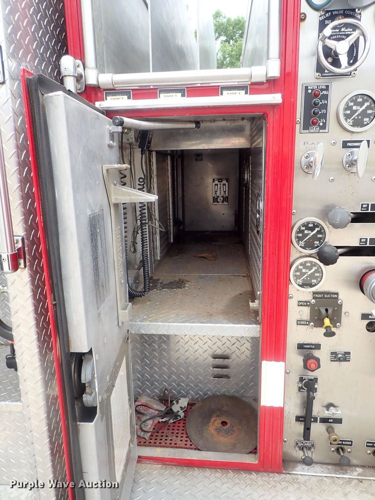 image for item DG2172 1985 Federal Motors  pumper fire truck