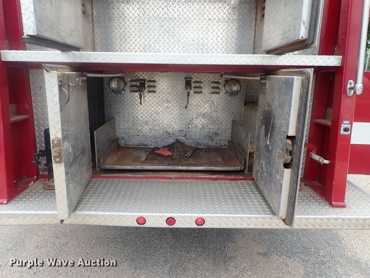 image for item DG2172 1985 Federal Motors  pumper fire truck