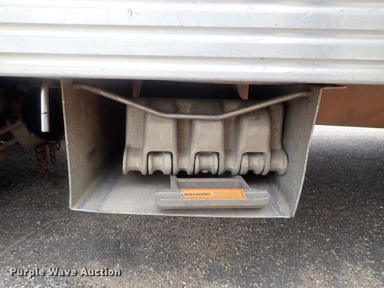 image for item DG2172 1985 Federal Motors  pumper fire truck