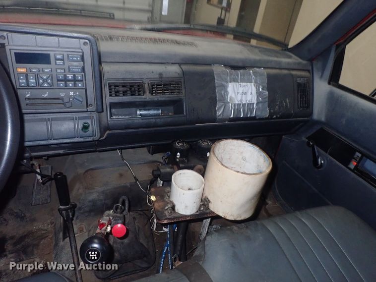 image for item DG3188 1996 GMC C7000 TopKick   dump truck