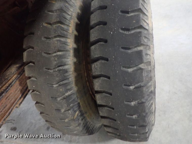 image for item DG3188 1996 GMC C7000 TopKick   dump truck