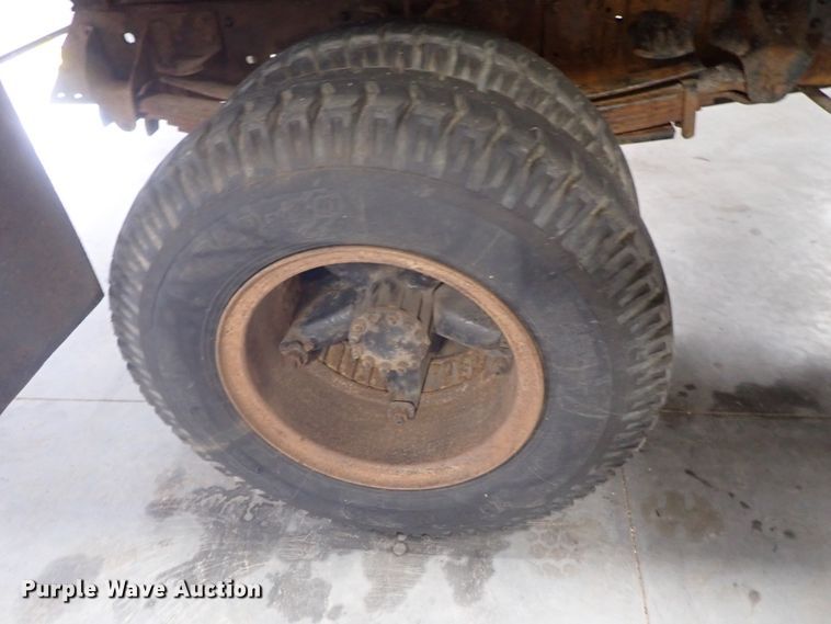 image for item DG3188 1996 GMC C7000 TopKick   dump truck