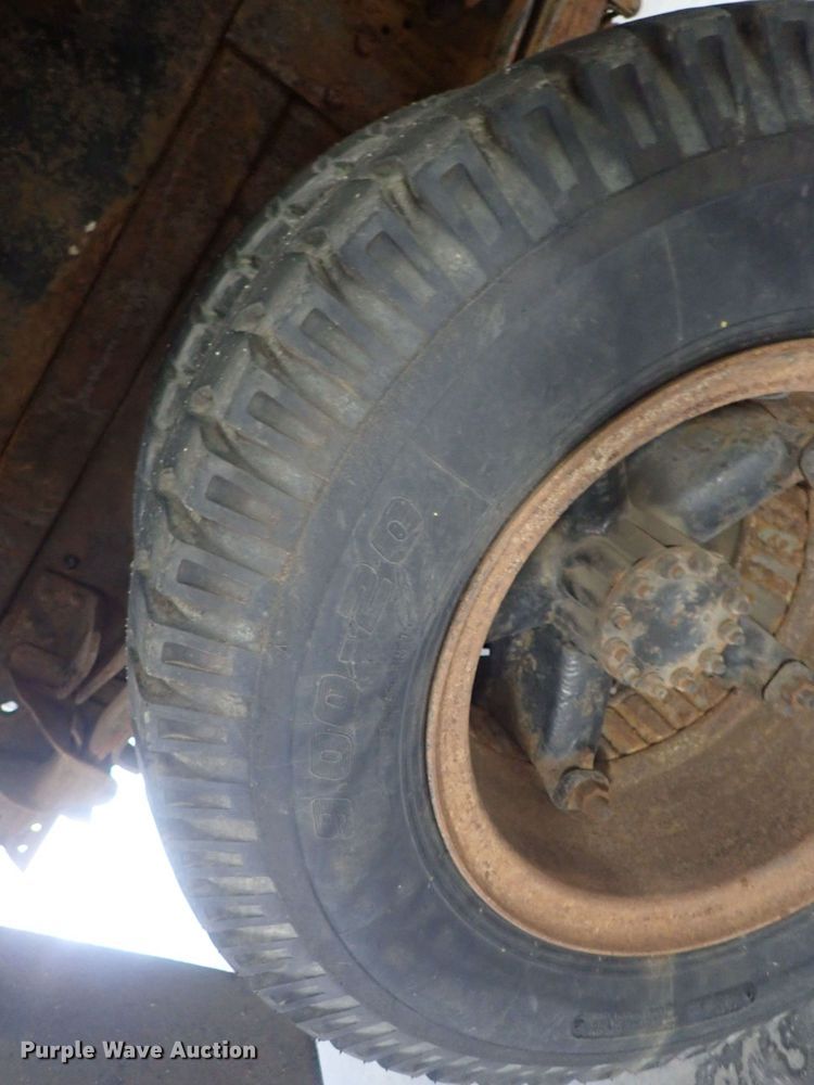 image for item DG3188 1996 GMC C7000 TopKick   dump truck