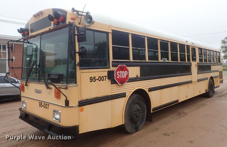 image for item DG3204 1995 Thomas Built  school bus