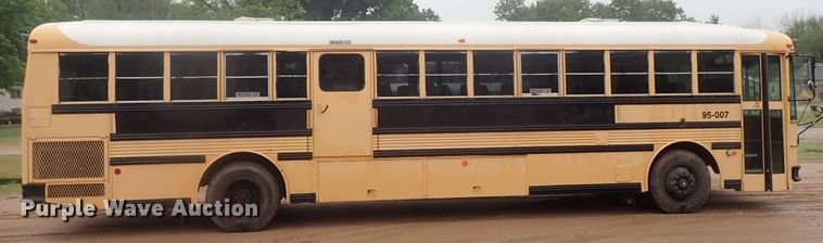image for item DG3204 1995 Thomas Built  school bus