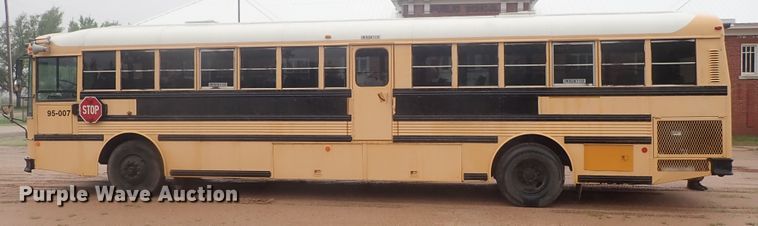image for item DG3204 1995 Thomas Built  school bus