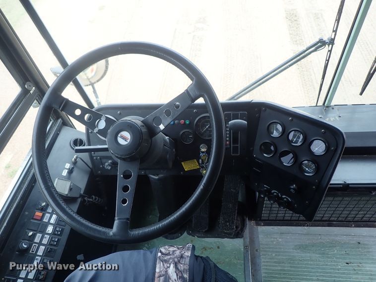 image for item DG3204 1995 Thomas Built  school bus