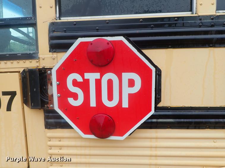 image for item DG3204 1995 Thomas Built  school bus