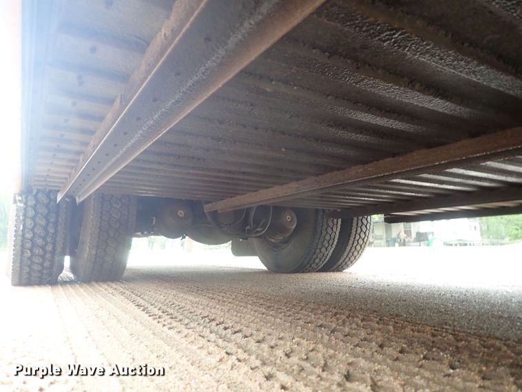 image for item DG3204 1995 Thomas Built  school bus