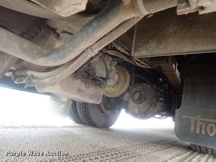 image for item DG3204 1995 Thomas Built  school bus