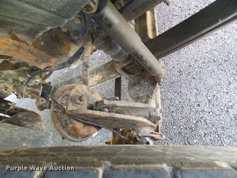 image for item DG5670 2006 International 7400  Crew Cab dump truck