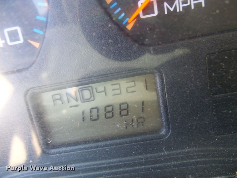 image for item DG5671 2005 International 7400  Crew Cab dump truck