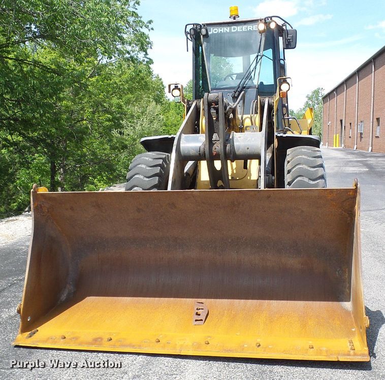 image for item DG5673 2006 John Deere 444J High Lift  wheel loader