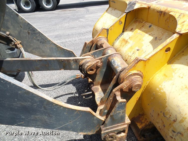 image for item DG5673 2006 John Deere 444J High Lift  wheel loader