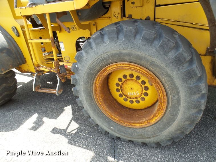 image for item DG5673 2006 John Deere 444J High Lift  wheel loader