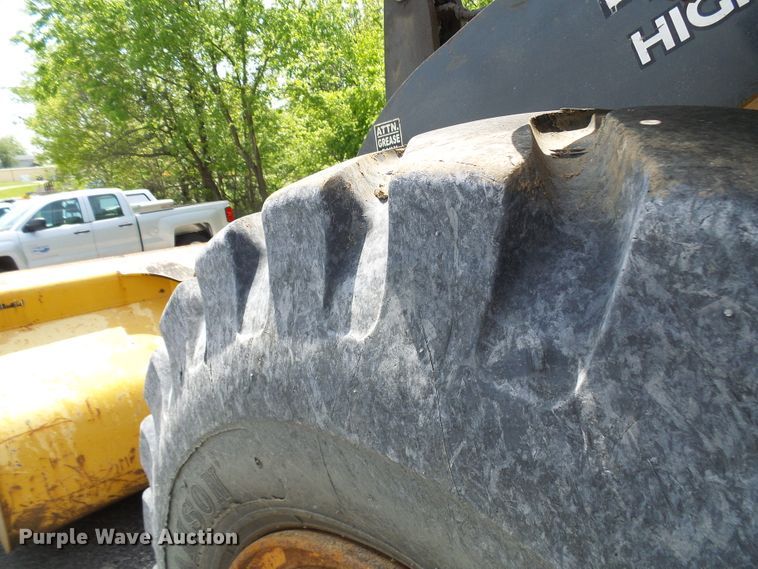 image for item DG5673 2006 John Deere 444J High Lift  wheel loader