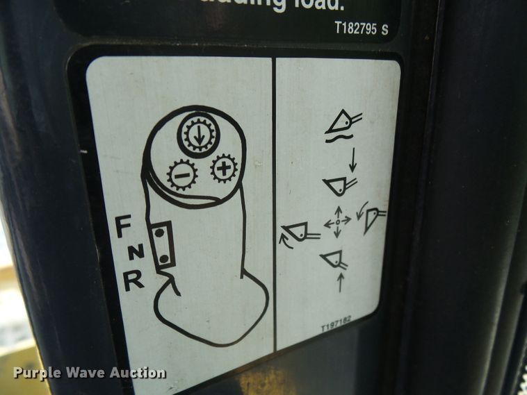 image for item DG5673 2006 John Deere 444J High Lift  wheel loader