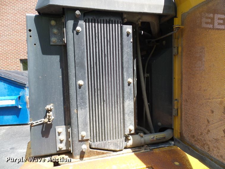 image for item DG5674 2007 John Deere 444J High Lift  wheel loader