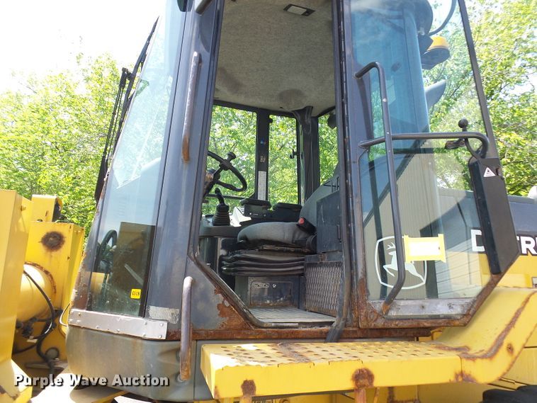 image for item DG5674 2007 John Deere 444J High Lift  wheel loader