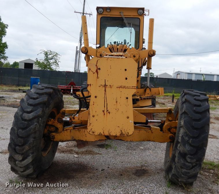 image for item DG6489 Champion 715A  rigid frame motor grader
